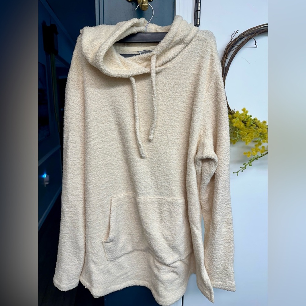 Duluth Cozy Cream Hooded Sweatshirt